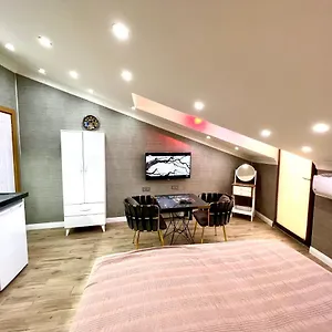 Levent Palace Stdyo Apart Otel İstanbul