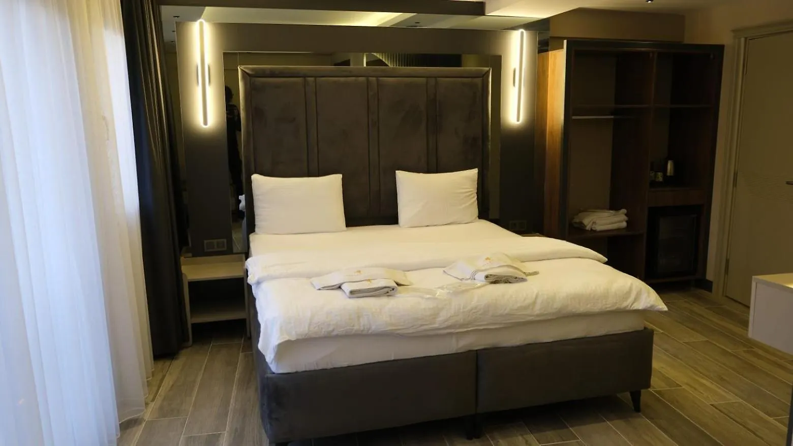 Talles City Hotel Izmir