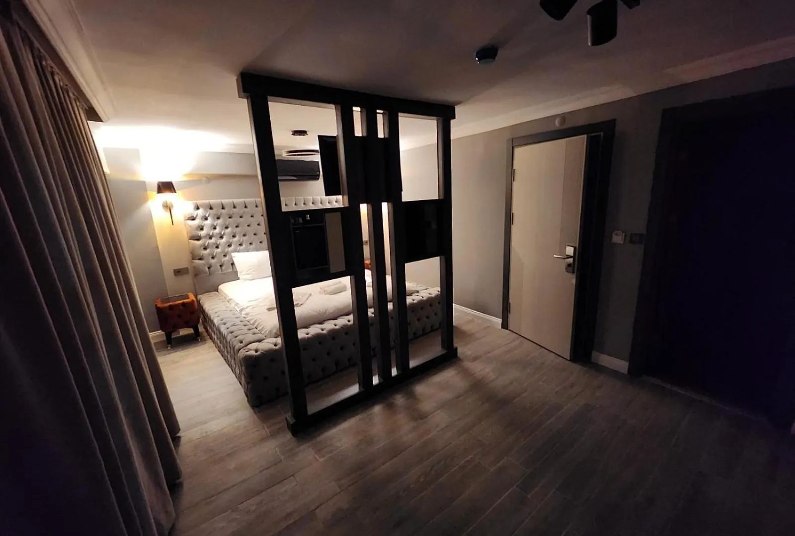 Talles City Hotel Izmir